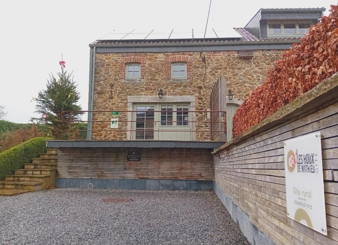 Les Houx De Mathieu Villa Engis Bagian luar foto