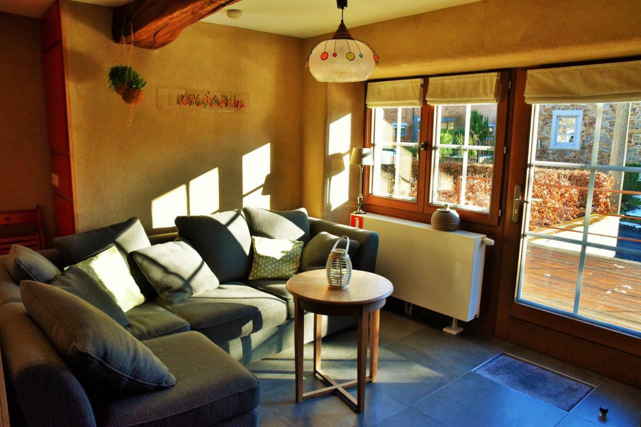 Les Houx De Mathieu Villa Engis Bagian luar foto